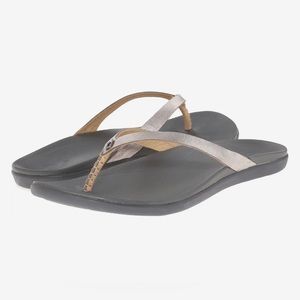 OluKai Ho ‘ opio Leather Flip Flop